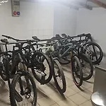 Hotel Victoria-bike Friendly Vicino Finalborgo E Mare 2*