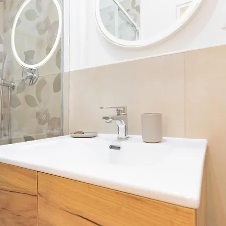 酒店 Victoria-bike Friendly Vicino Finalborgo E Mare 2*