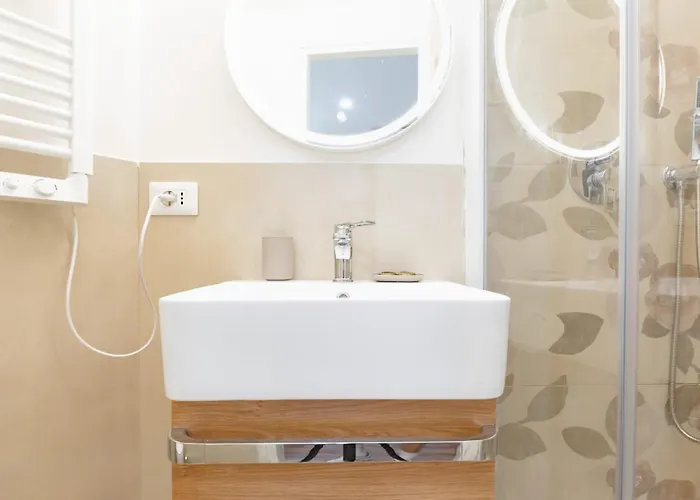 Victoria 2* Finale Ligure